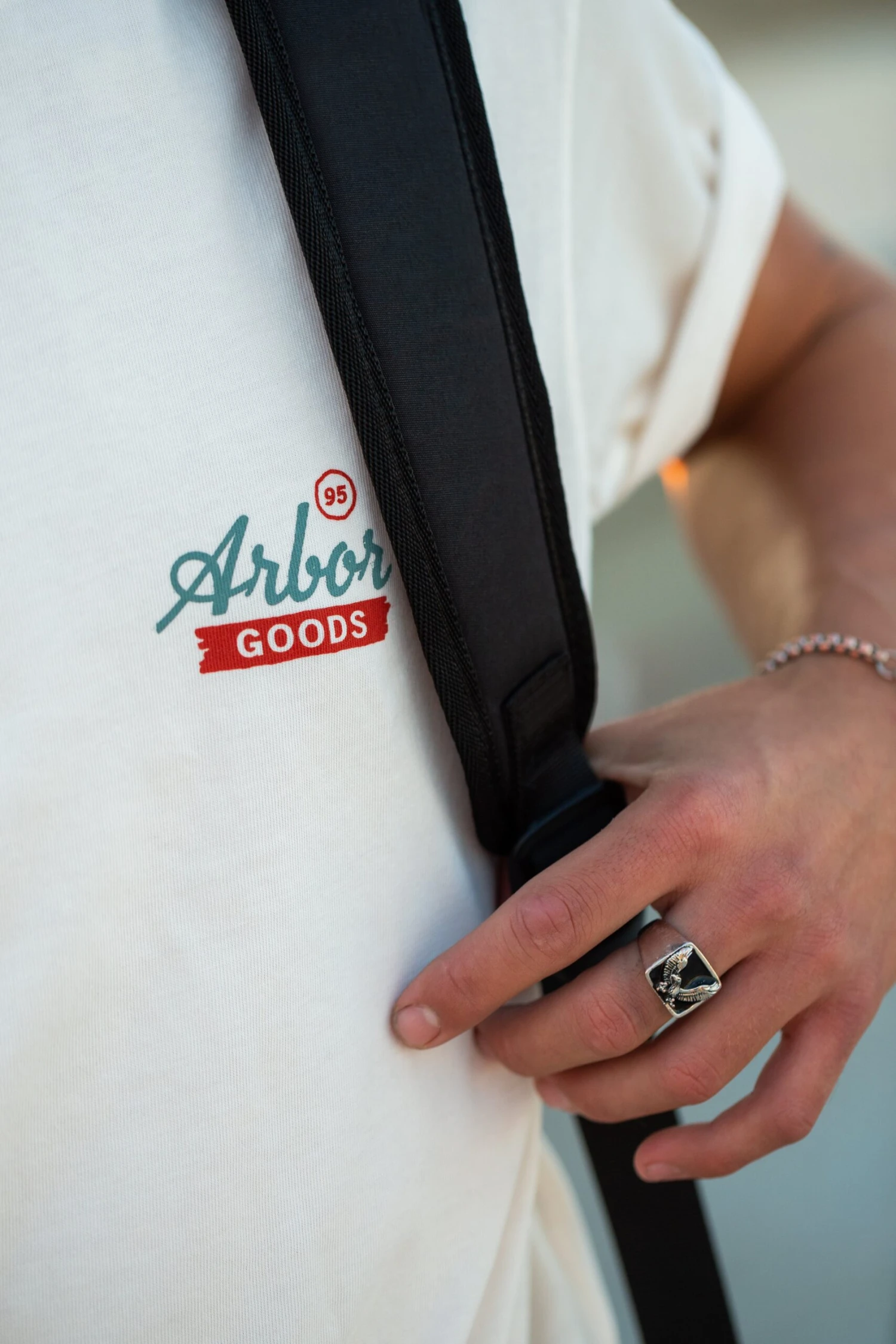 Deserted Tee - Off White - Image 7